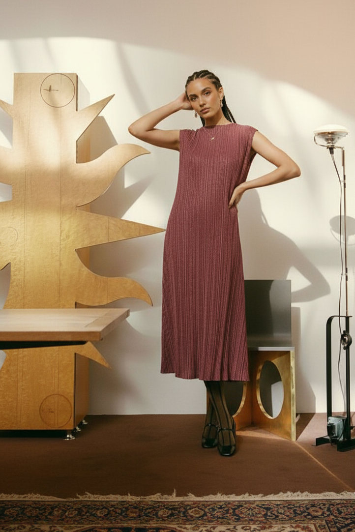 The Dark Rose Theory - Dress