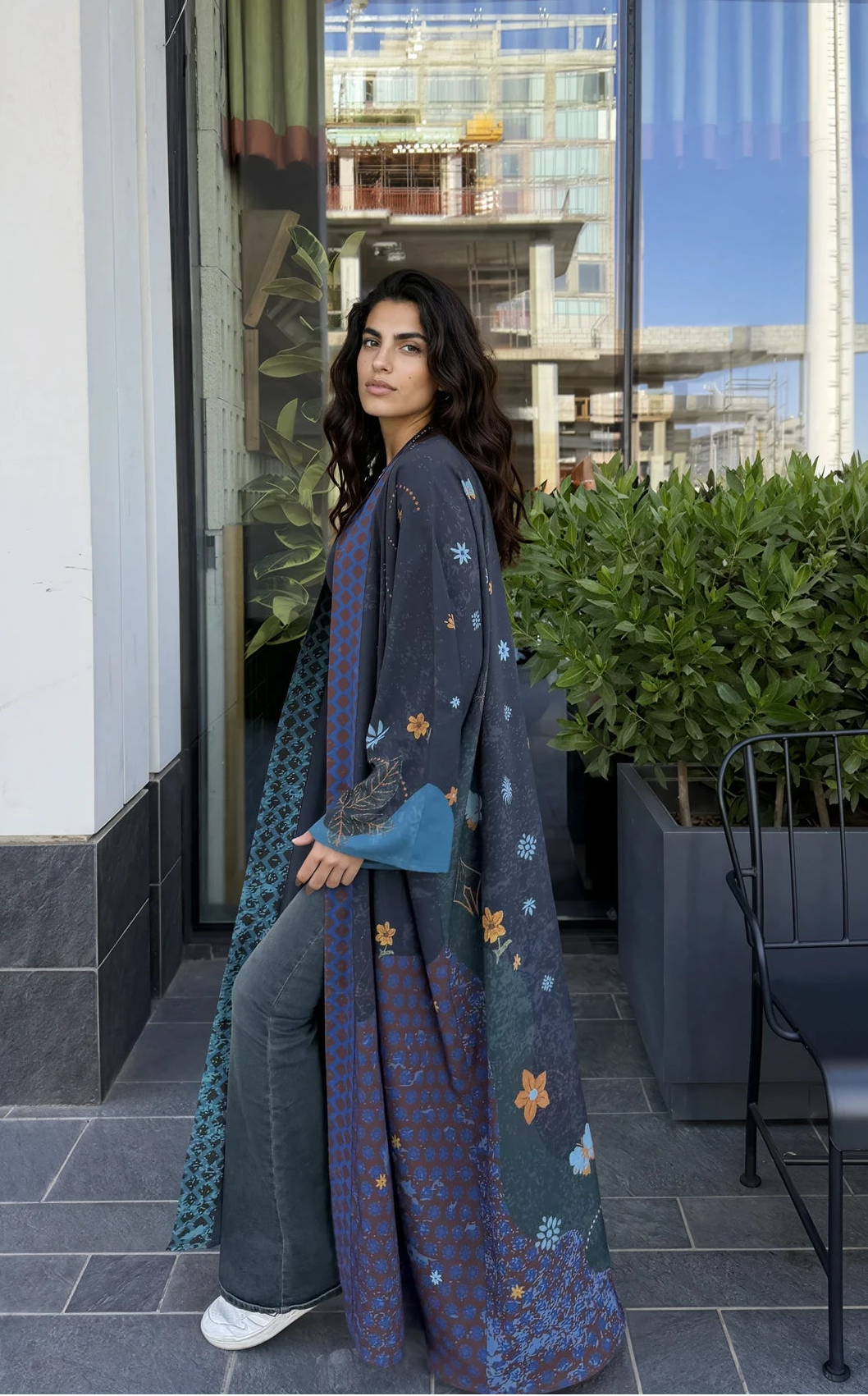 Seen Leaving the Corniche-12