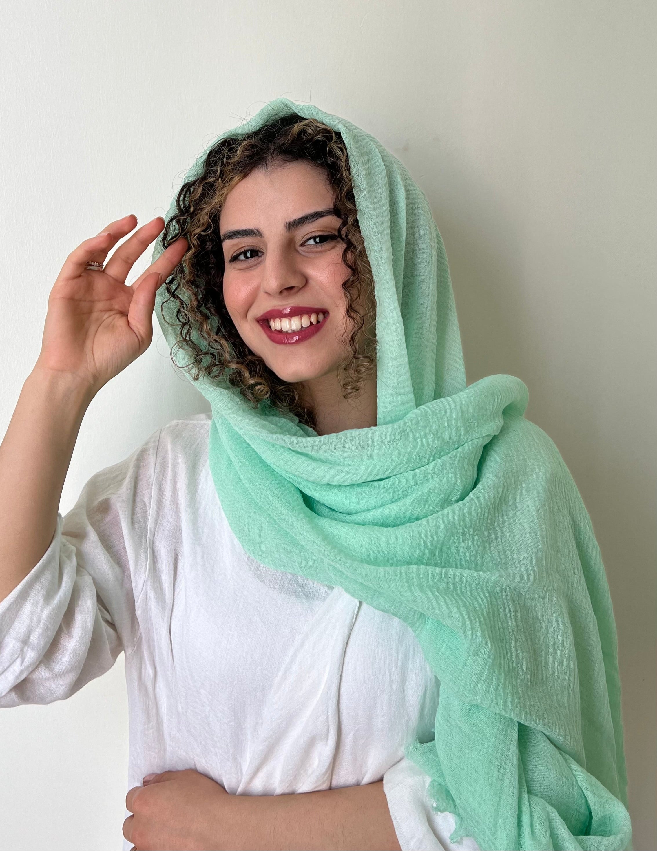 TEAL ME MORE - وشاح من القطن العضوي المجعد