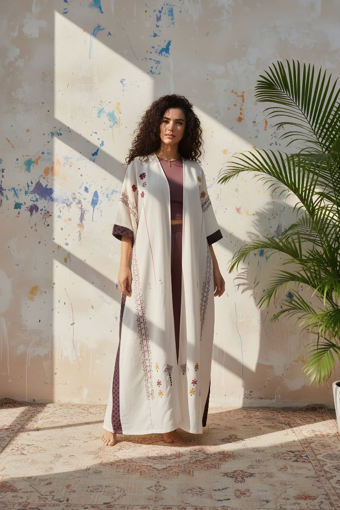 الهدوء لابسها