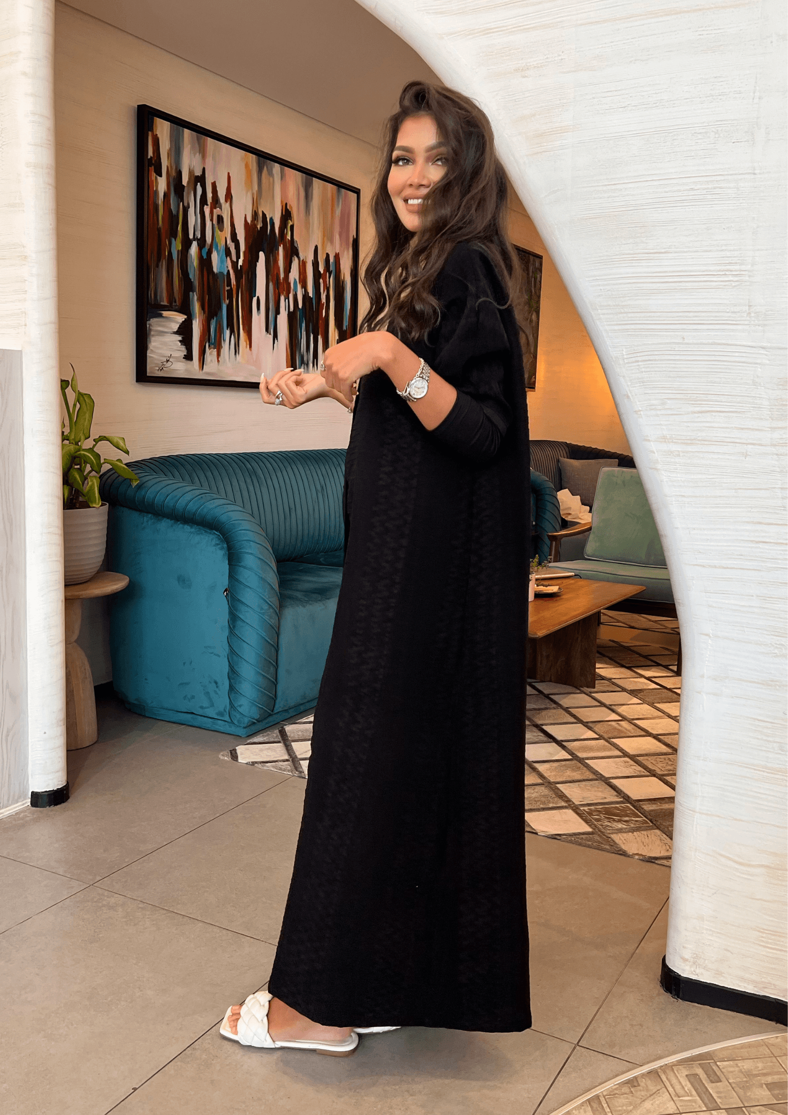Miss chic - elegant black Abaya - Online Shopping - The Untitled Project