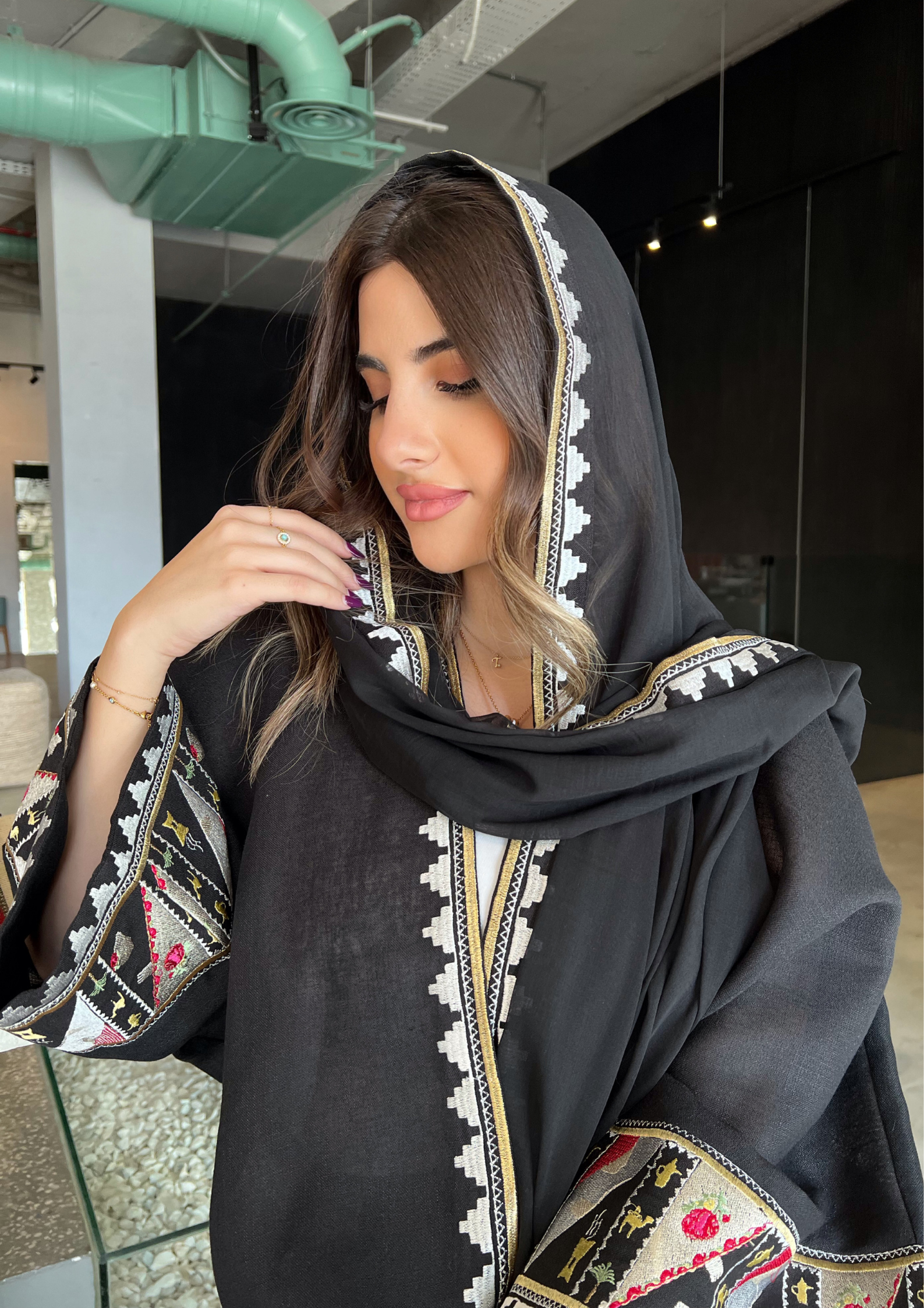 Bint Al-Arab - Saudi National Abaya Set - Online Shopping - The Untitled Project