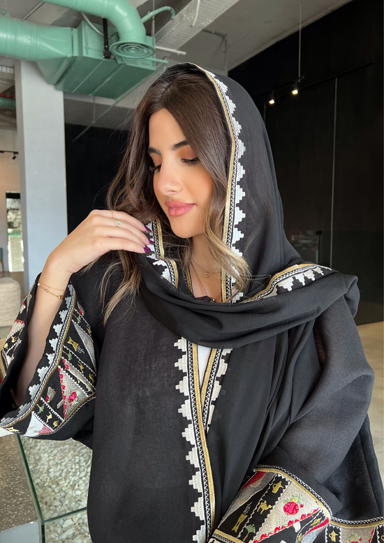 Load image into Gallery viewer, Bint Al-Arab - Saudi National Abaya Set - Online Shopping - The Untitled Project
