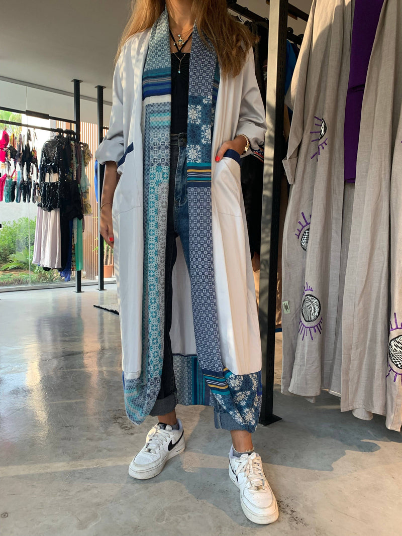 The Berlin Abaya - Signature Round Design - The Untitled Project