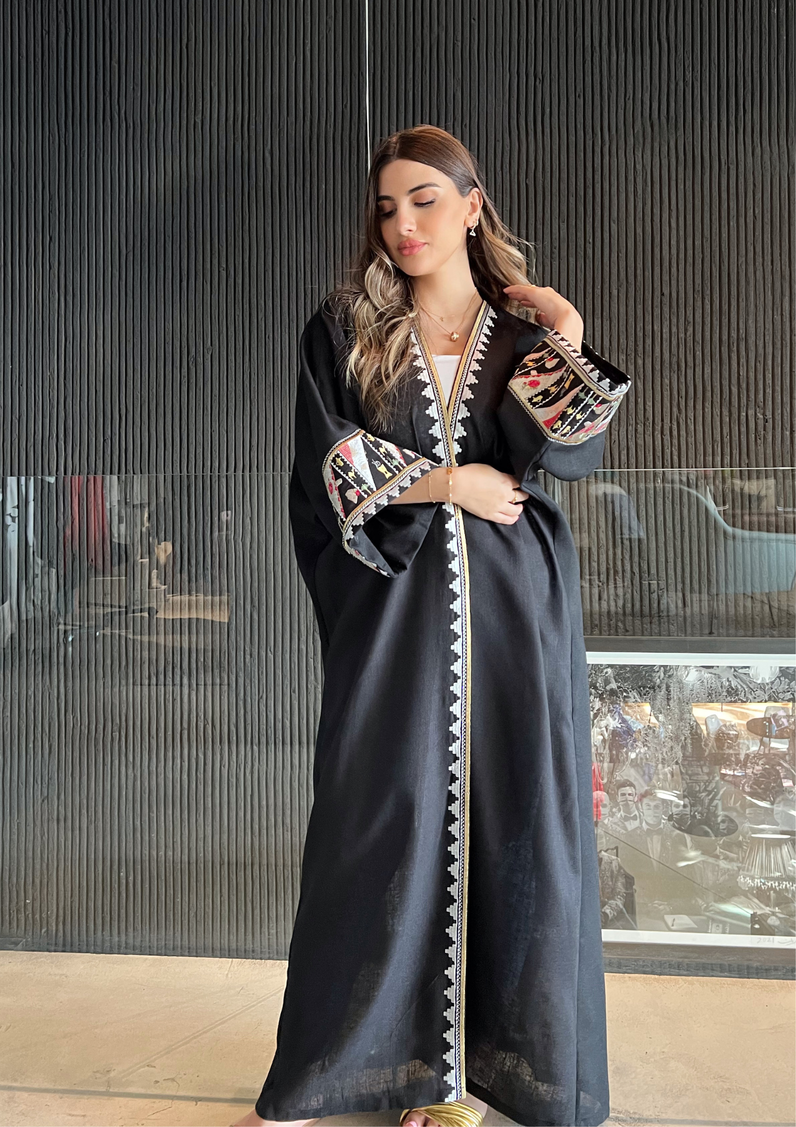 Bint Al-Arab - Saudi National Abaya Set - Online Shopping - The Untitled Project