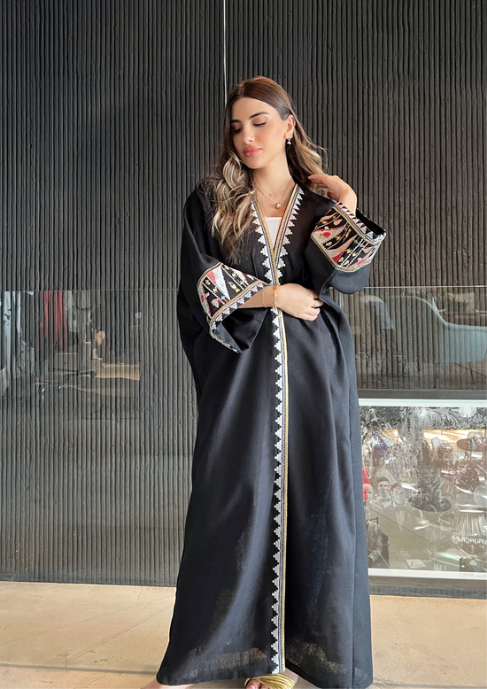 Load image into Gallery viewer, Bint Al-Arab - Saudi National Abaya Set - Online Shopping - The Untitled Project
