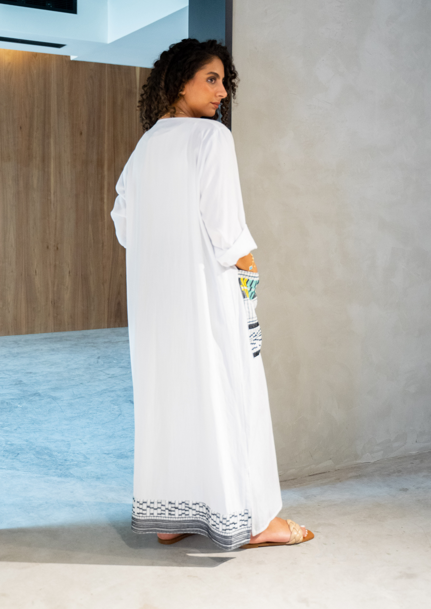 The Bisha Abaya - Embroidered pockets - The Untitled Project